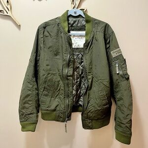 Abercrombie and Fitch Men’s Green Bomber Jacket Size Medium